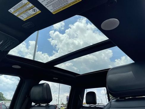 Certified 2022 Ford F150 Raptor w/ Equipment Group 801A High AWD/4WD image 22