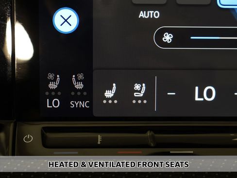 Used 2023 Volkswagen Golf R AWD/4WD image 9