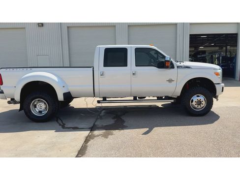 Used 2016 Ford F350 Platinum AWD/4WD image 9