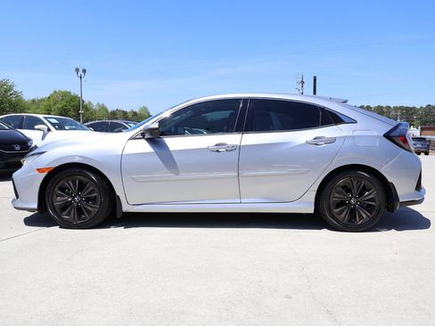 Used 2019 Honda Civic EX image 3