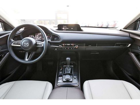 Used 2022 MAZDA CX-30 AWD 2.5 S w/ Premium Package image 7