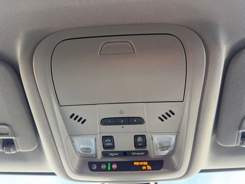 Used 2023 Chevrolet Blazer LT image 30