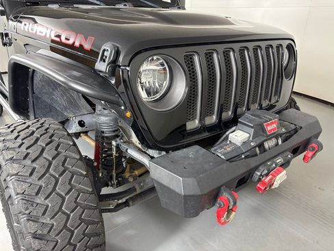 Used 2021 Jeep Wrangler Unlimited Rubicon w/ Xtreme Recon 35" Tire Package AWD/4WD image 12