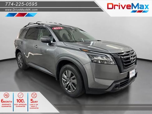 Used 2023 Nissan Pathfinder SV w/ SV Premium Package AWD/4WD image 1