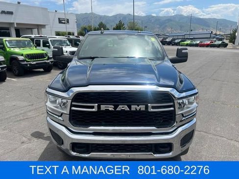 Used 2024 RAM 3500 Tradesman w/ Chrome Appearance Group AWD/4WD image 12