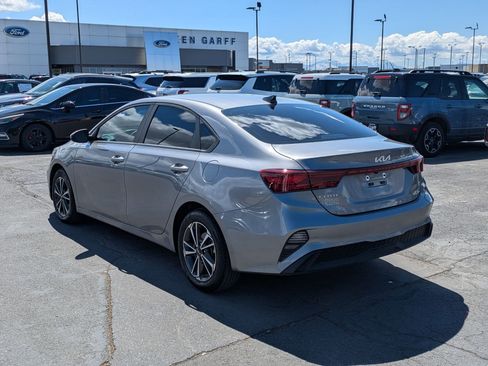 Used 2024 Kia Forte LXS w/ LXS Technology Package FWD image 8