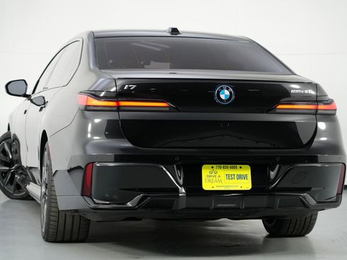 Used 2024 BMW i7 eDrive50 w/ M Sport Package image 6