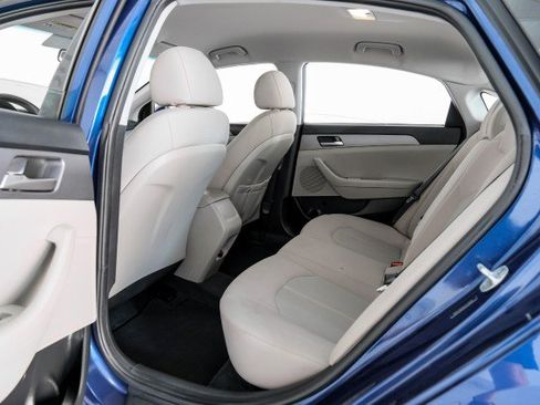 Used 2018 Hyundai Sonata SE FWD image 34