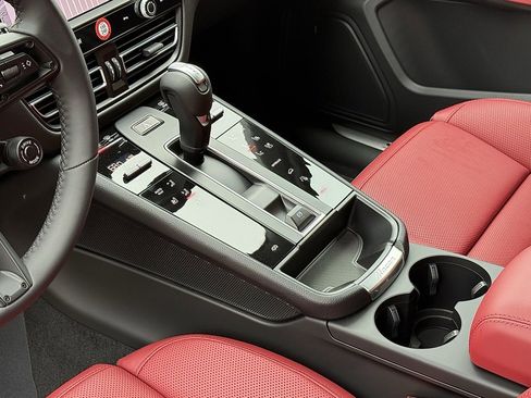 New 2025 Porsche Macan S image 16