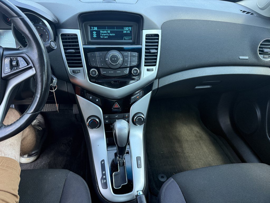 Used 2014 Chevrolet Cruze LT FWD image 9