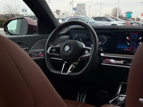 Certified 2023 BMW 760i xDrive w/ Executive Package image 28
