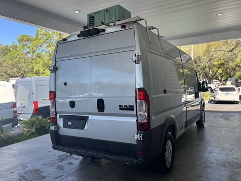 Used 2017 RAM ProMaster 2500 w/ Mopar Trailer Tow Group FWD image 10