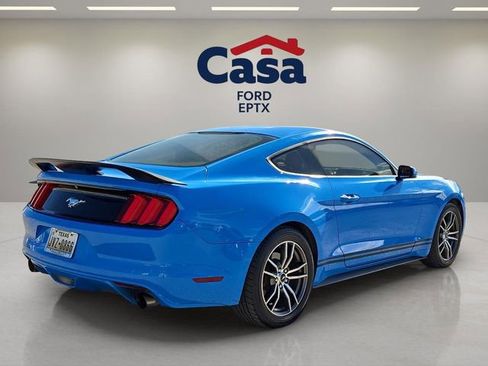 Used 2017 Ford Mustang Coupe image 3