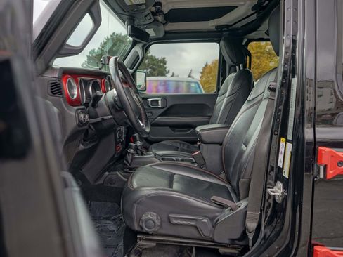 Used 2018 Jeep Wrangler Unlimited Rubicon image 13