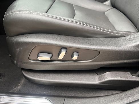 Used 2021 Cadillac XT5 Premium Luxury image 19