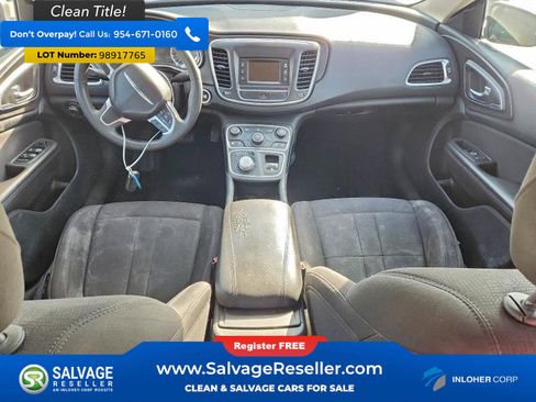 Used 2015 Chrysler 200 Limited image 11