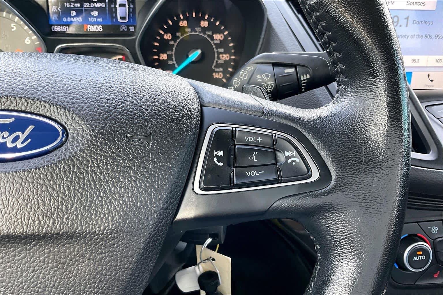 Used 2018 Ford Escape SE w/ SE Sport Appearance Package FWD image 24