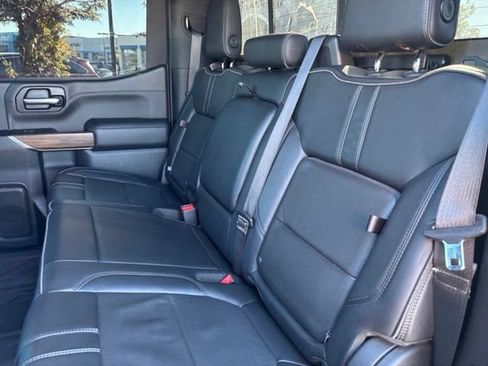 Used 2019 Chevrolet Silverado 1500 High Country AWD/4WD image 18