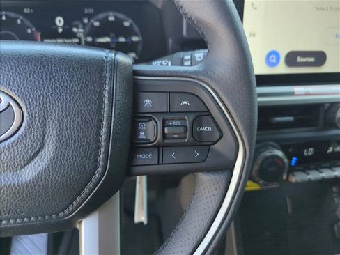 New 2026 Toyota 4Runner TRD Off-Road Premium AWD/4WD image 16