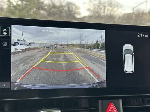 Used 2025 Kia Carnival image 14