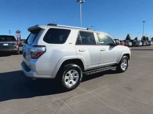 Used 2024 Toyota 4Runner SR5 image 8