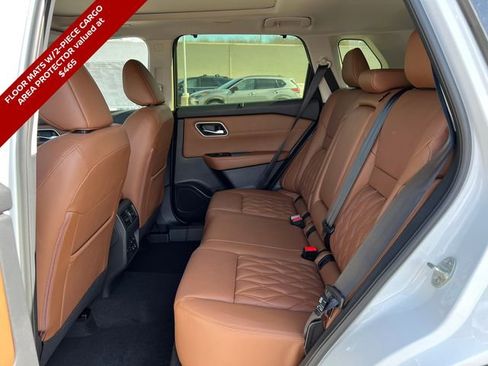New 2026 Nissan Rogue Platinum w/ Platinum Premium Package image 4