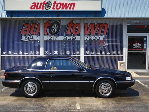Used 1990 Chrysler TC by Maserati FWD image 17