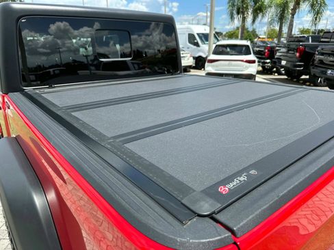 Certified 2022 Jeep Gladiator Mojave w/ Trailer Tow Package image 10