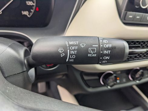 Used 2025 Honda HR-V LX image 34