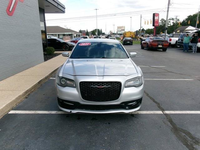 Used 2021 Chrysler 300 S RWD image 4
