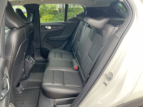 New 2026 Volvo XC40 B5 Plus w/ Protection Package Premier AWD/4WD image 27