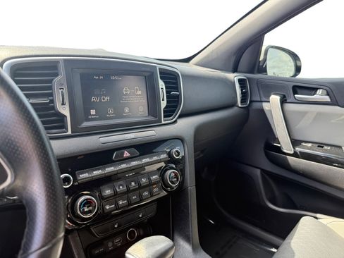 Used 2019 Kia Sportage EX w/ EX Sport Appearance Package AWD/4WD image 12