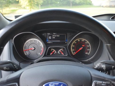 Used 2017 Ford Focus ST FWD image 22