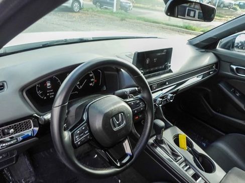 Used 2024 Honda Civic Sport image 11