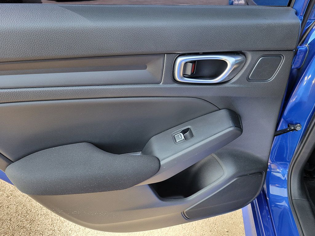 Used 2024 Honda Civic Sport image 14