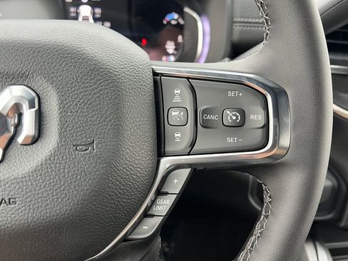 New 2026 RAM 3500 Laramie AWD/4WD image 23