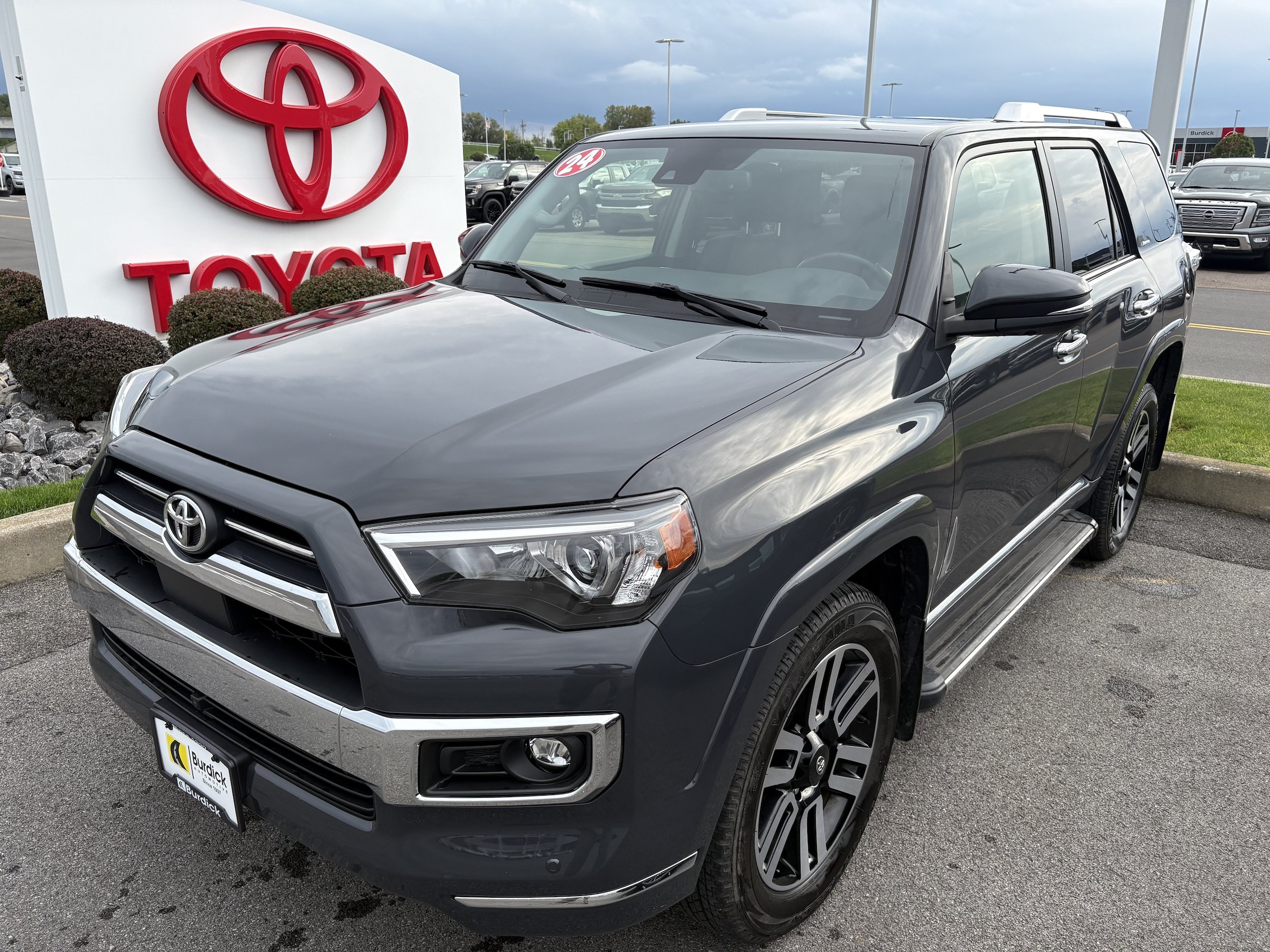 Certified 2024 Toyota 4Runner Limited AWD/4WD image 1