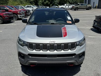 Used 2025 Jeep Compass Trailhawk w/ Trailhawk Convenience Group