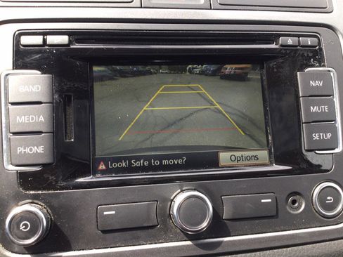 Used 2014 Volkswagen Tiguan SEL AWD/4WD image 32
