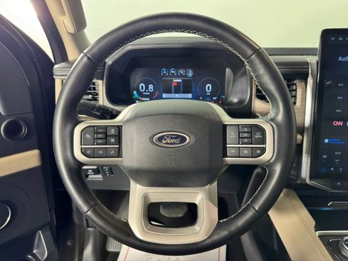 Used 2024 Ford Expedition Max Limited AWD/4WD image 13