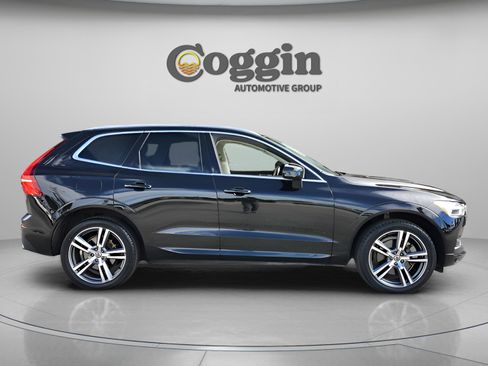 Used 2020 Volvo XC60 T8 Momentum w/ Protection Package Premier image 7