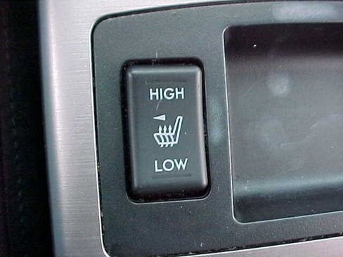 Used 2014 Subaru Legacy 2.5i Premium image 29