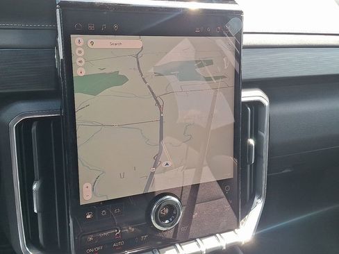 New 2025 GMC Acadia Elevation image 28