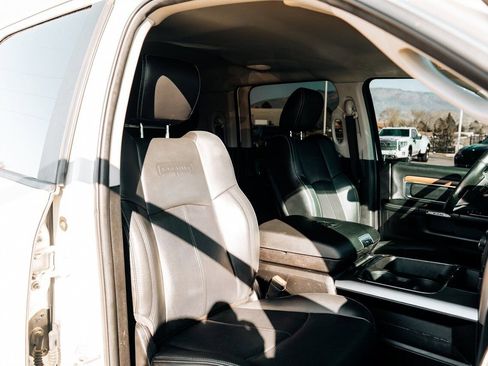 Used 2018 RAM 2500 Laramie w/ Convenience Group image 44