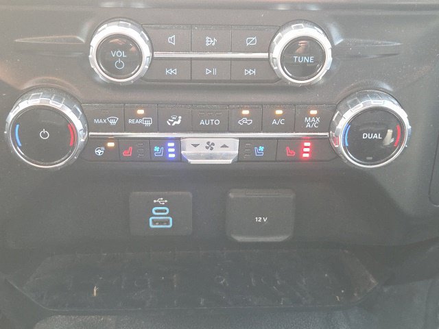 Used 2023 Ford F250 Lariat w/ Tow Technology Package AWD/4WD image 29