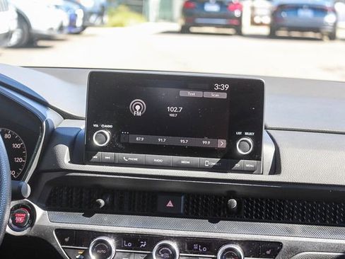 Used 2024 Honda CR-V EX image 19