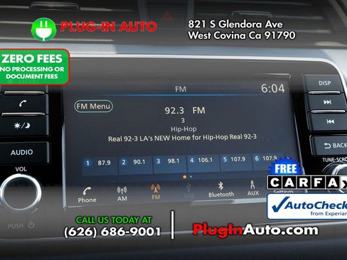 Used 2024 Nissan Versa SV w/ Trunk Package FWD image 21