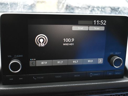 Used 2024 Honda Civic Sport image 26