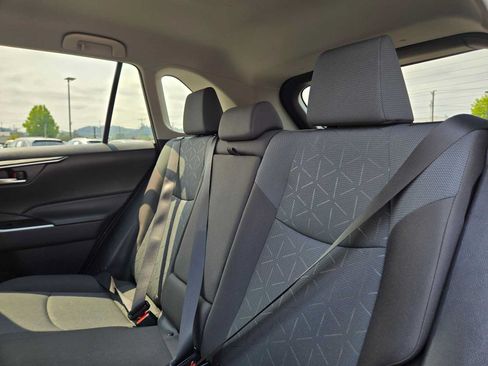 Certified 2025 Toyota RAV4 XLE AWD/4WD image 19