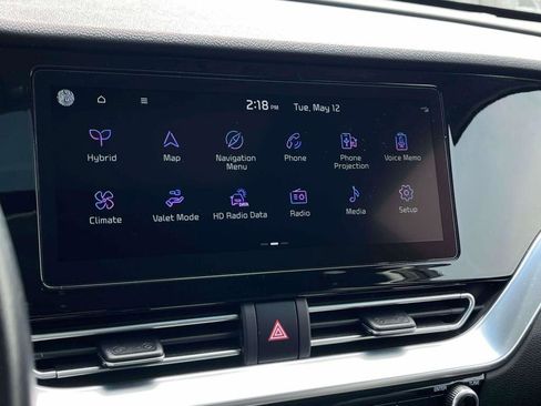 Used 2022 Kia Niro Touring Special Edition FWD image 21